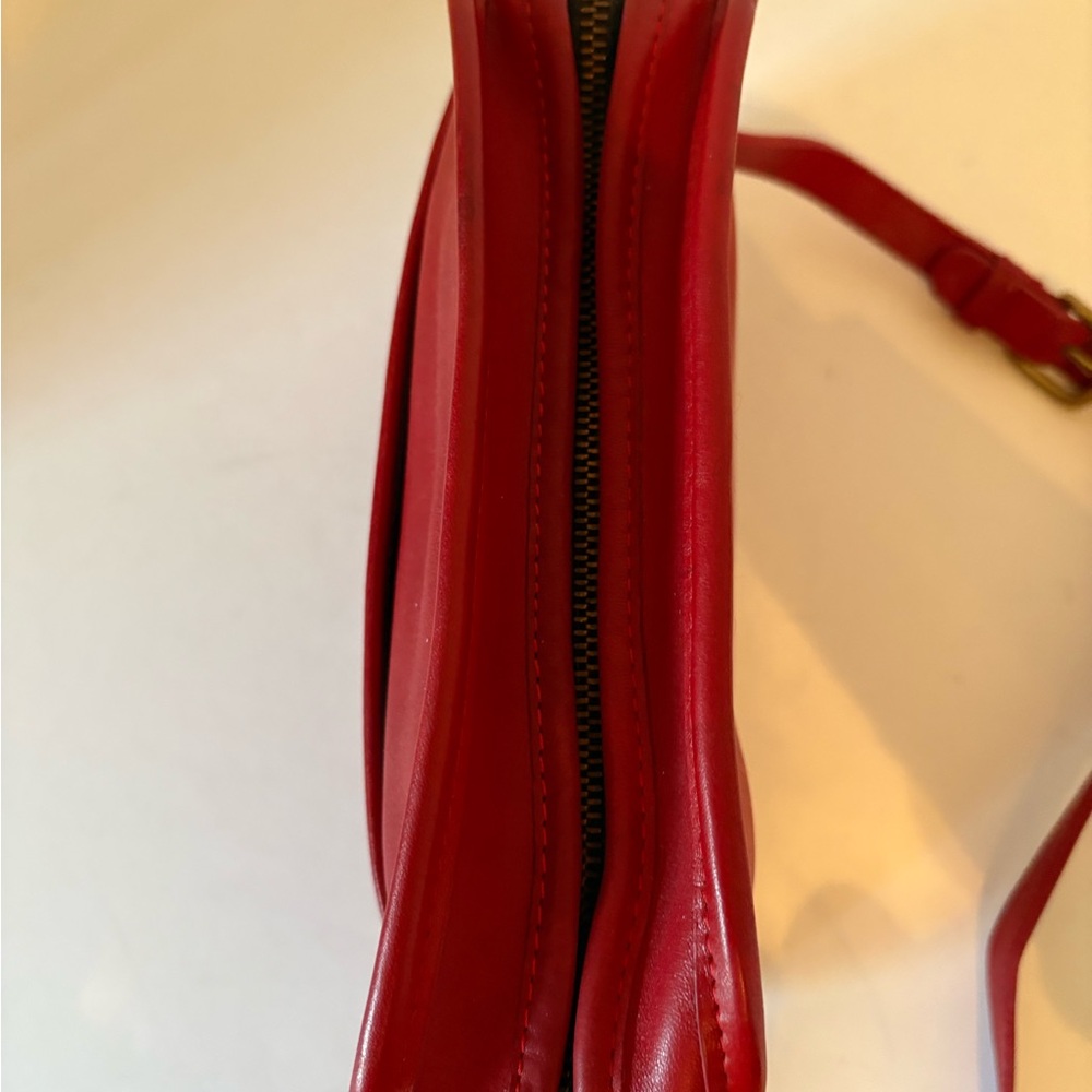 Coach red vintage leather camera bag - Picture 8 of 11